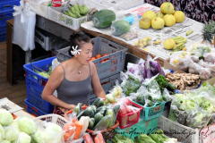 Commerçante au marché de Papeete (Tahiti)