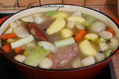 Potée Lorraine en cuisson