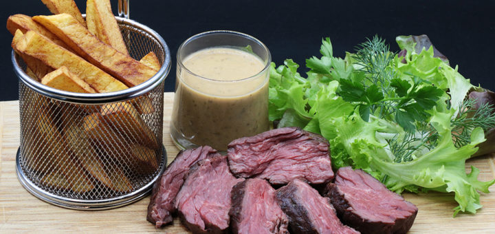 Onglet de boeuf sauce poivre vert